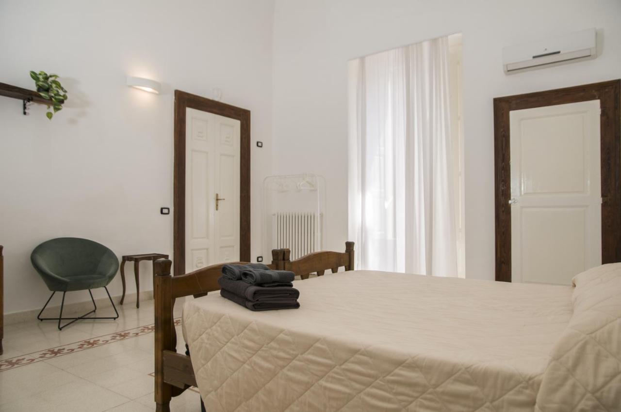 Palazzo Italia Apartments Bari Kültér fotó