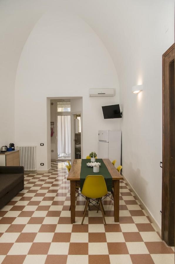 Palazzo Italia Apartments Bari Kültér fotó