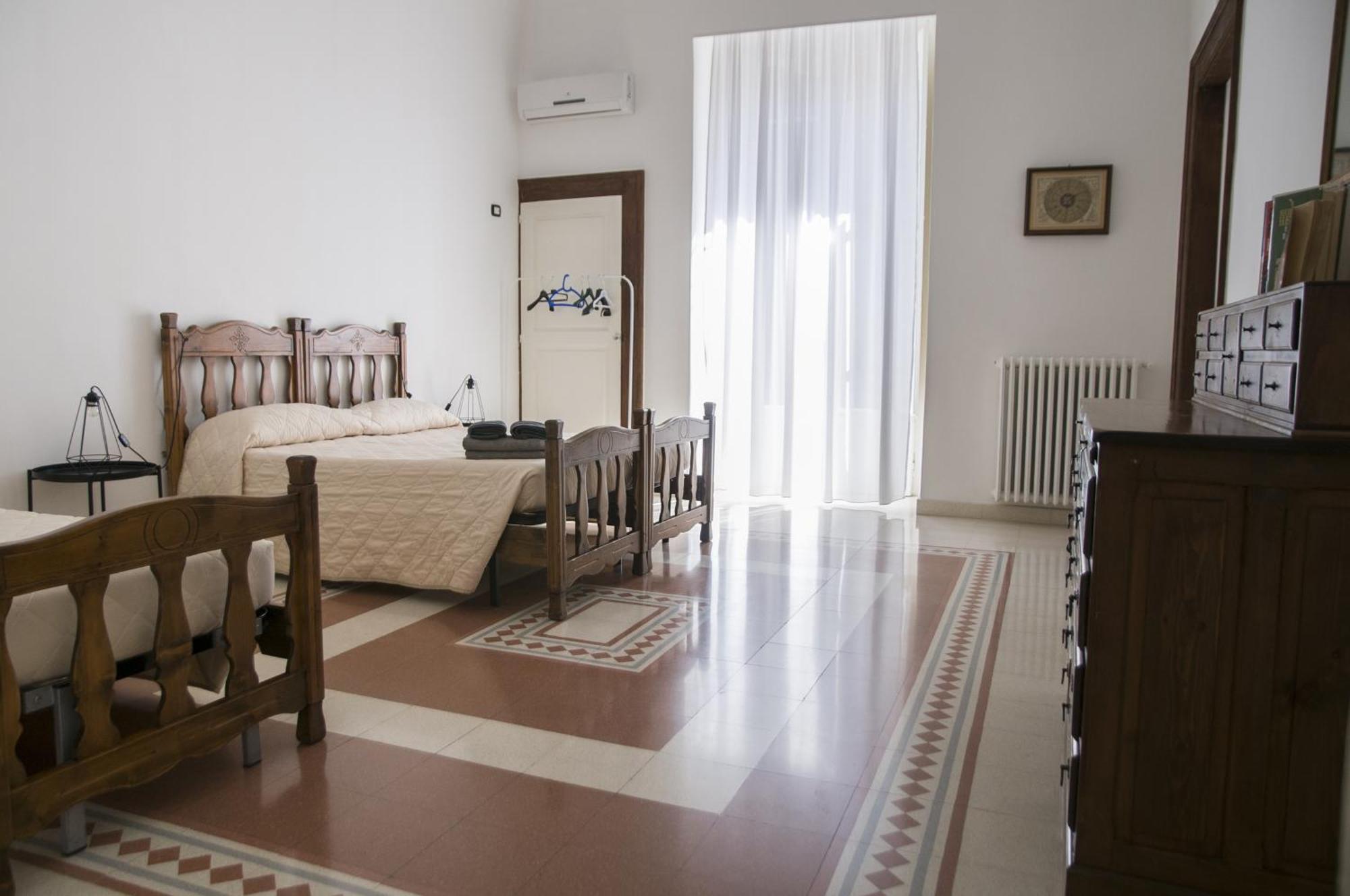 Palazzo Italia Apartments Bari Kültér fotó